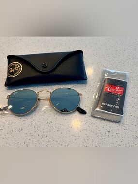 Ray-Ban Flat Lens, Gold Frame Sunglasses with Mirror Lenses
